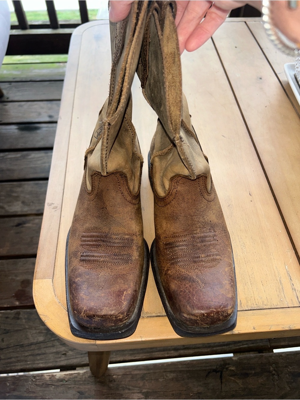 Ariat Brown Leather Rambler Boots